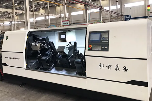 Fresatrice CNC